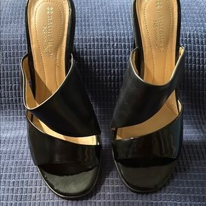 Naturalizer Black Mules with Elegant Design